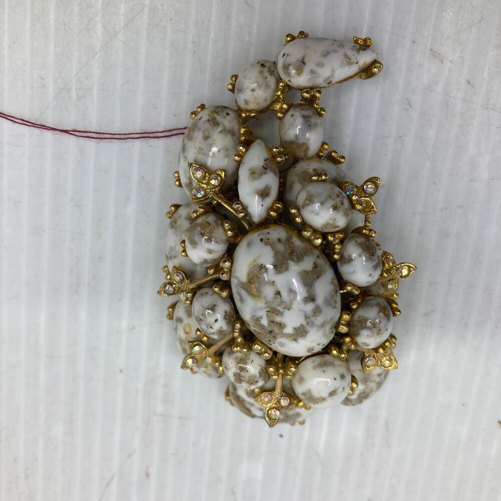 Vtg RARE 1950s HAR chunky dragon's eggs rhinestone brooch